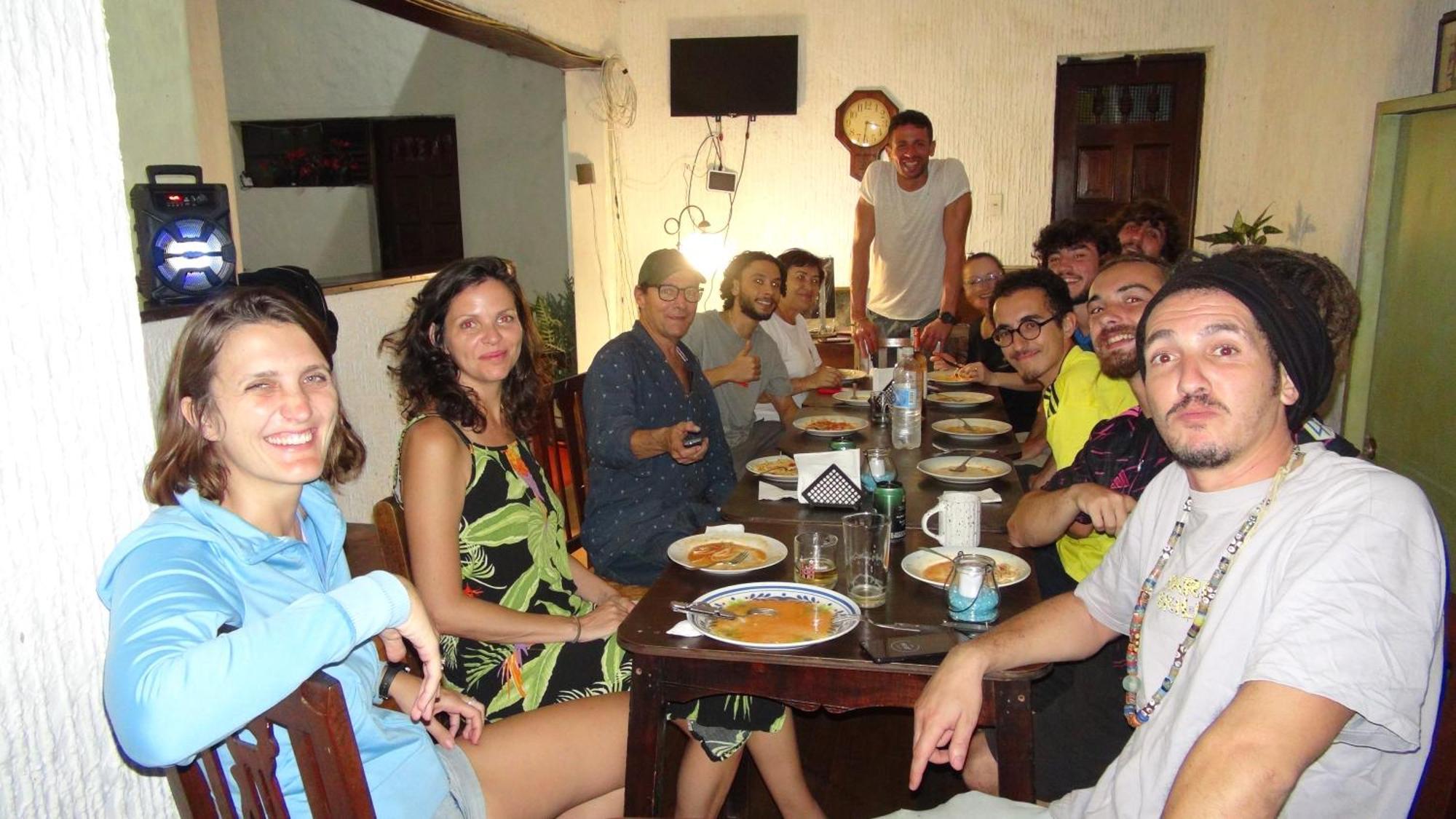Hostal Prado Colonial Medellín Buitenkant foto